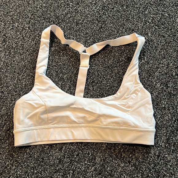 Lululemon tank with detachable bra - Picture 2 of 6